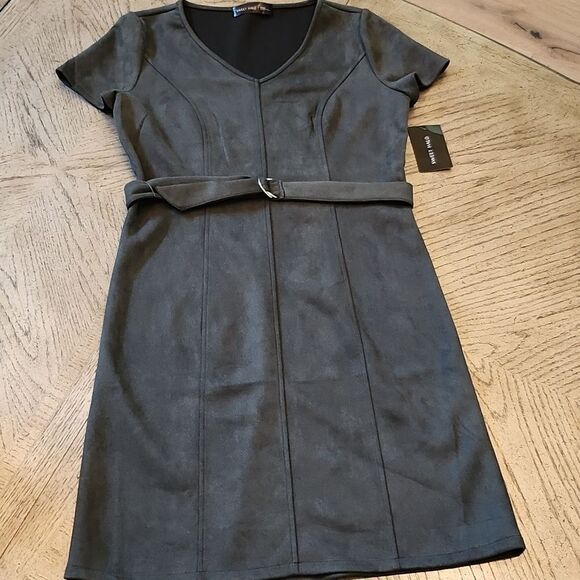 Velvet green v neck dress size S NWT - Picture 1 of 13
